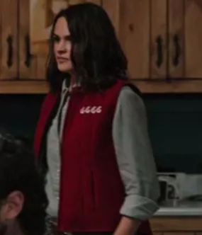 6666 Kathryn Kelly Yellowstone Season 04 Red Vest