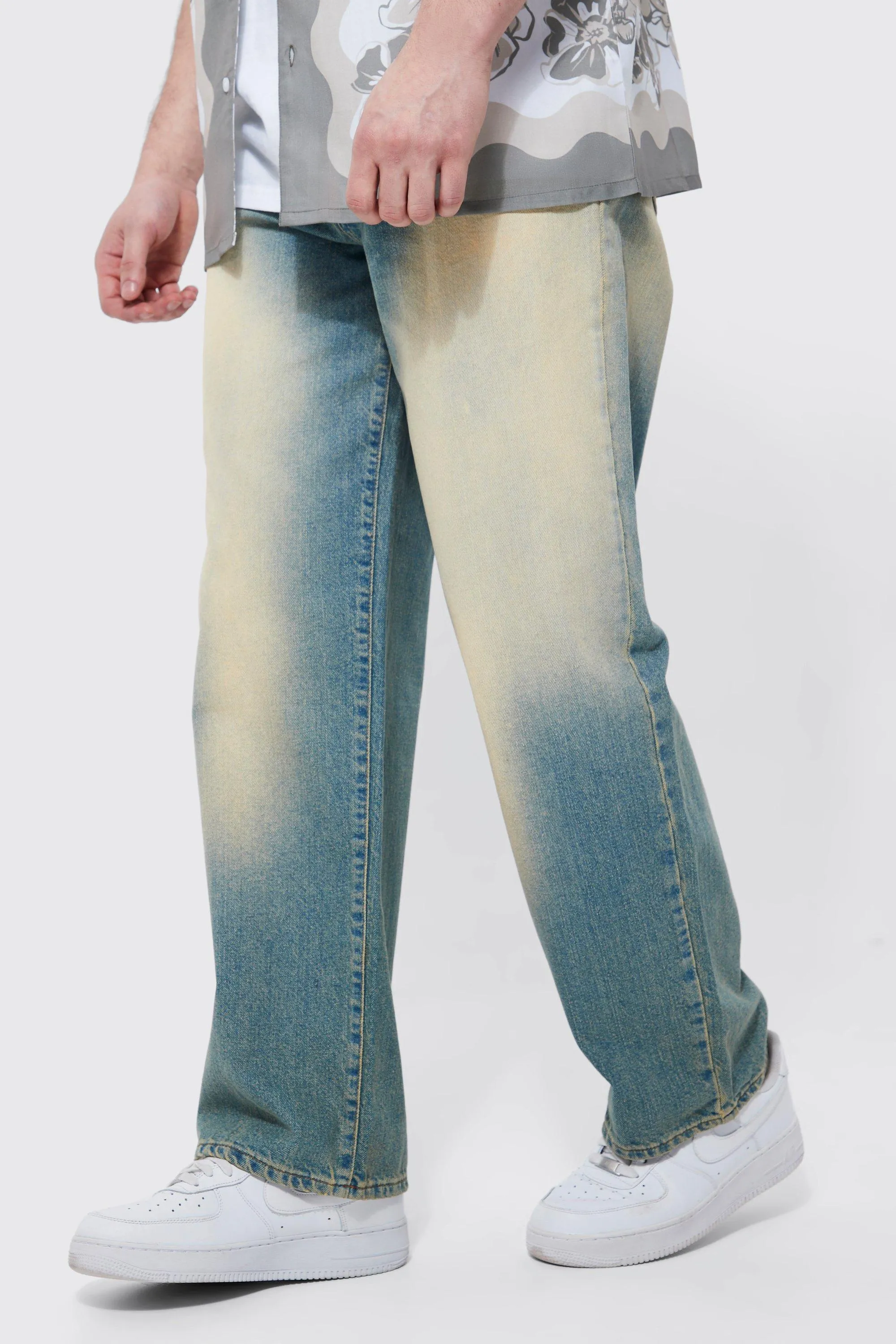 Baggy Fit Faded Wash Jeans