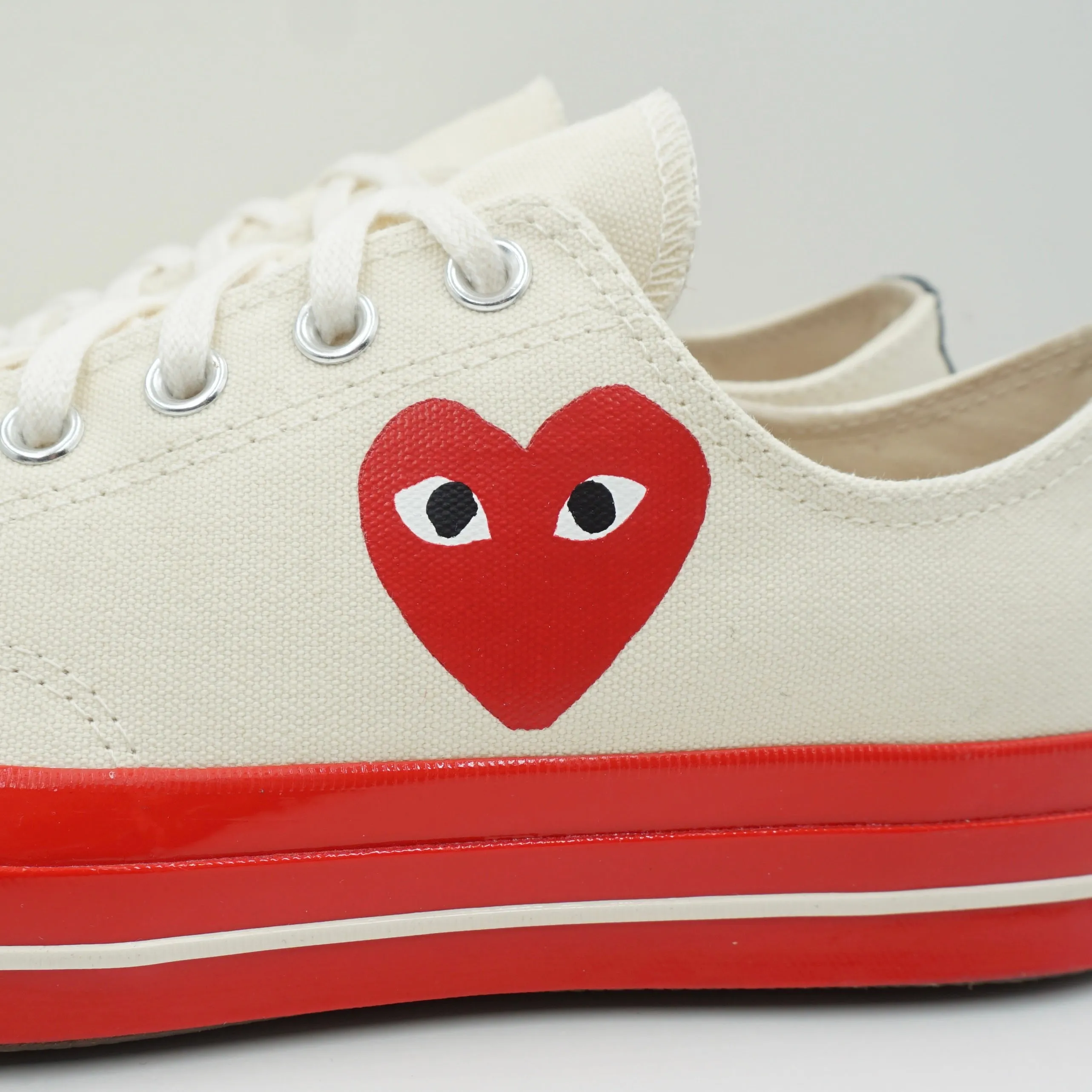 Converse CTAS 70 Ox Comme Des Garcons PLAY Egret Red Midsole