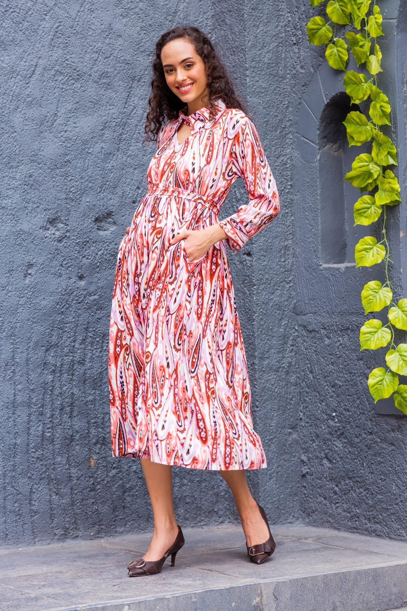 Jolly Garnet Abstract Maternity & Nursing Dress