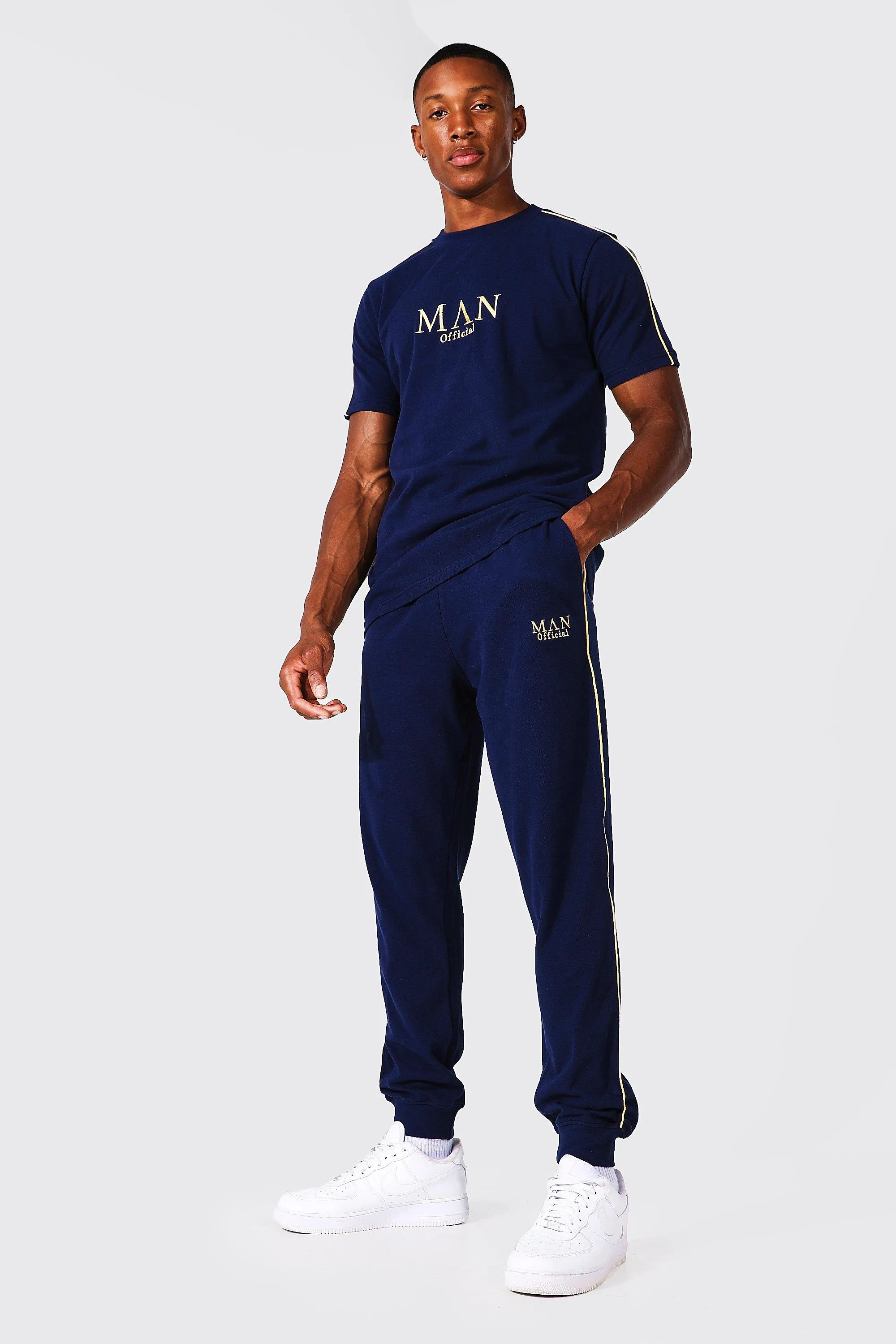 Man Gold T-Shirt And Joggers Set With Piping