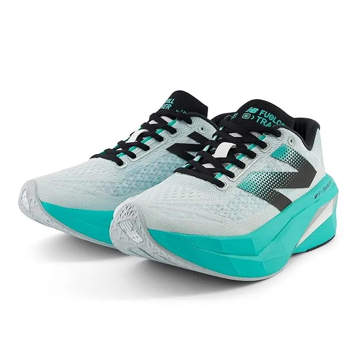 New Balance FuelCell SuperComp Trainer v3