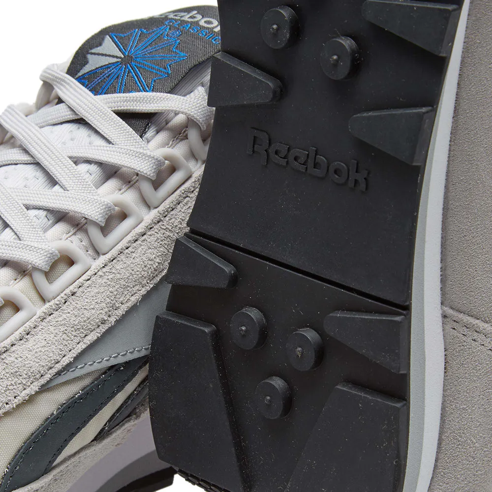 Reebok Aztec RetroLead & Black