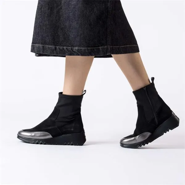 Singapur Gusset Wedge Boot - Black Stretch