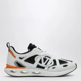 VLOGO EASYJOG WHITE/BLACK/ORANGE SNEAKERS